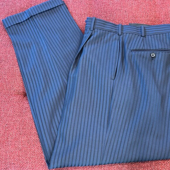 Holland & Sherry custom suit, 42L, Blue - Picture 4 of 5